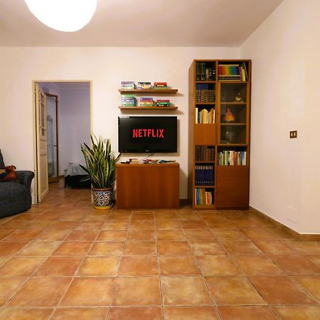 Area 52 Storia Ed Eleganza Vicino Ai Teatri Daire Palermo Dış mekan fotoğraf